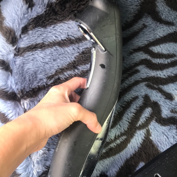 Shoes - Picture 3 of 7